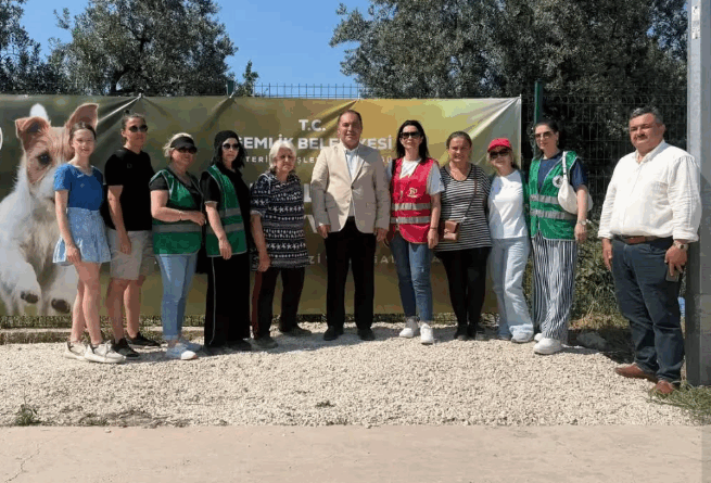 Hayvanseverlerden Yeni Bakımevine Ziyaret