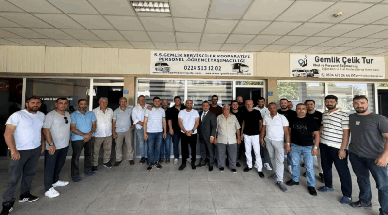 GEMLİK SERVİSÇİLER KOOPERATİFİ 2025-2026 EGİTİM ÖĞRETİM YILININ SONA ERMESİNDEN SONRA KAHVALTI ORGANİZASYONUNDA BİR ARAYA GELDİ.