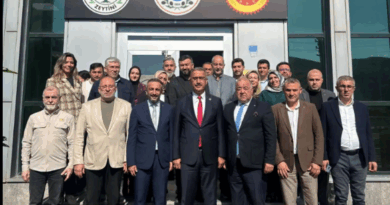 Bayraktar, Türkiye Yüzyılı Buluşmaları kapsamında Gemlik’te