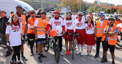 Gemlik’te Cumhuriyet Bayramı için Pedal Çevirdiler